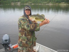 Bass velkohuby (Largemouth)
