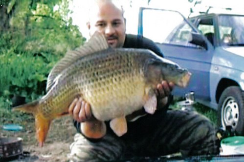 Kapr70cm 10kg Labe �patn� fotka z videokamery