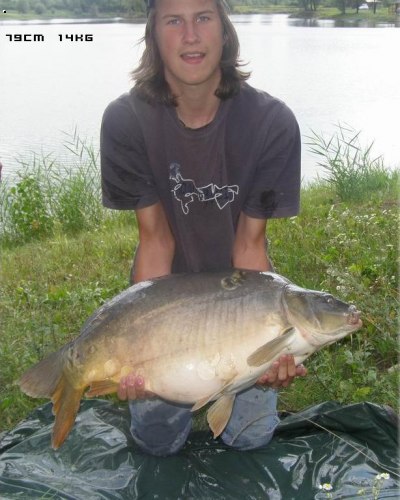 79cm 14kg