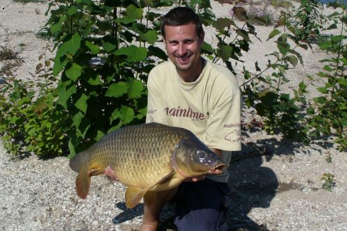 83cm 12kg