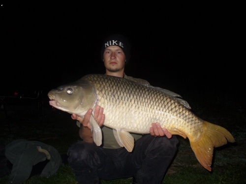 93cm 14,2kg
