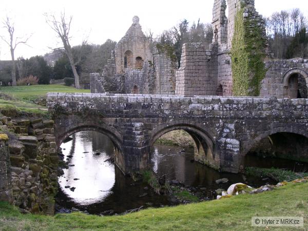 Fountains abbey