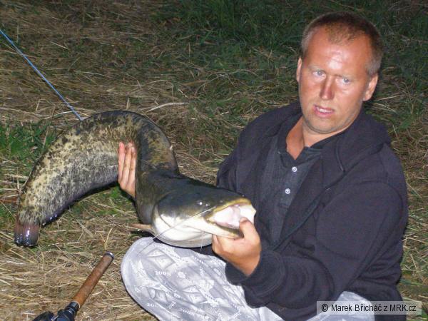 dal�� v �ad� je sum�k 105cm