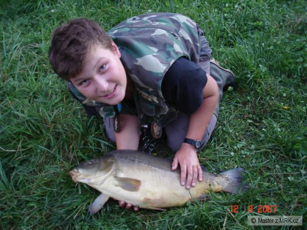 Kap��k 68cm na kuku