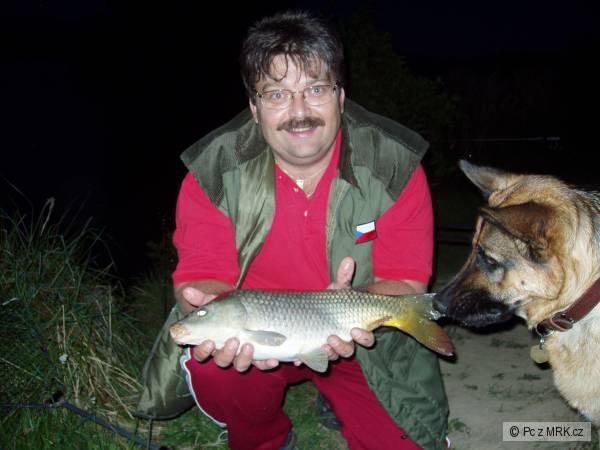 Tak toto je dal�� no�n� �lovek.