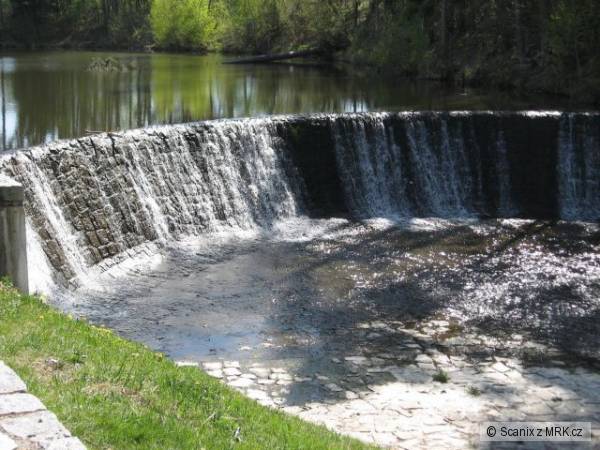 Takhle to vypad� u hr�ze rybn�ka