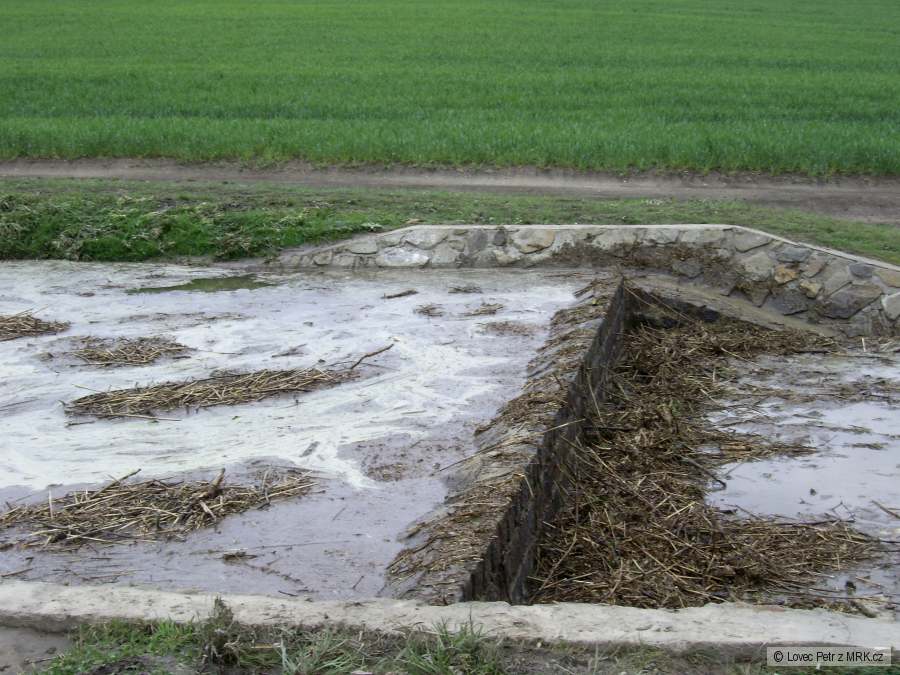 Rybník po bouřce
