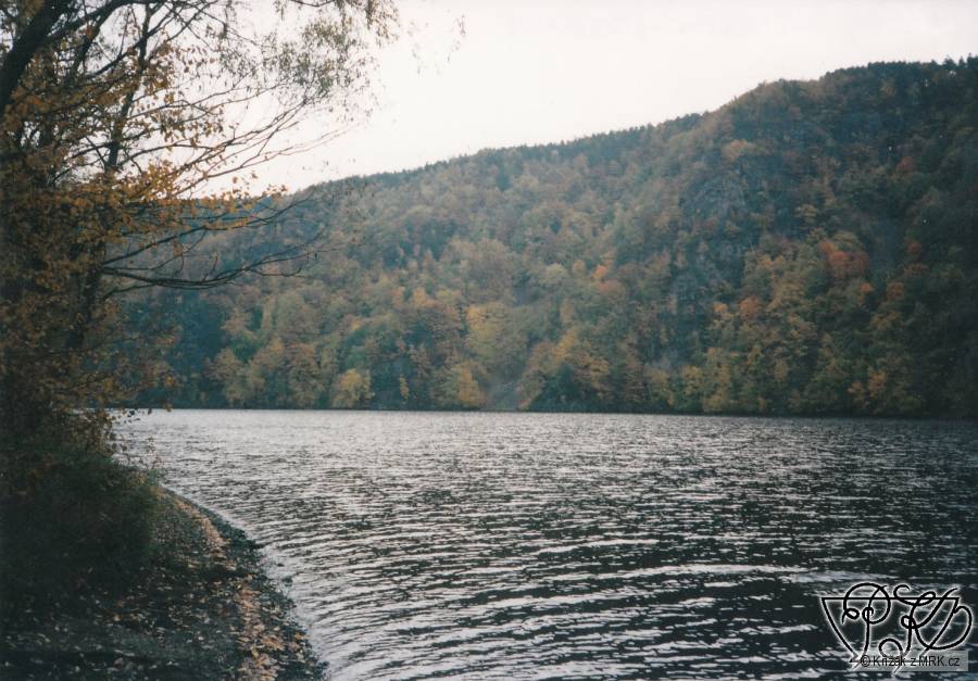 22; Slapy v podzimních barvách, 27.10.99.jpg