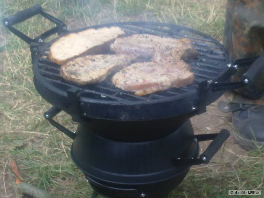 mňam