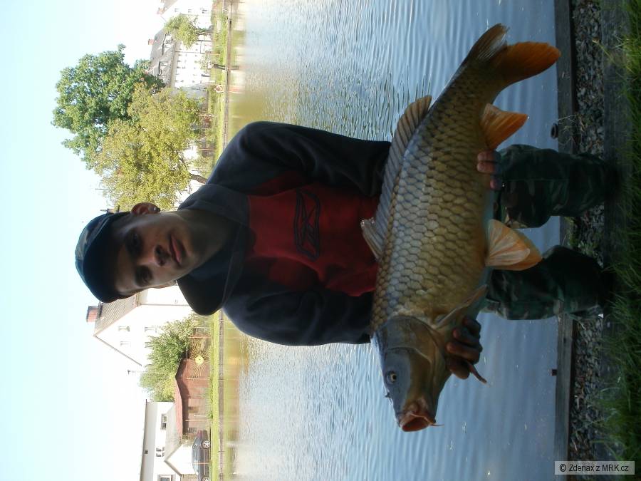 pěkný kousek 77cm