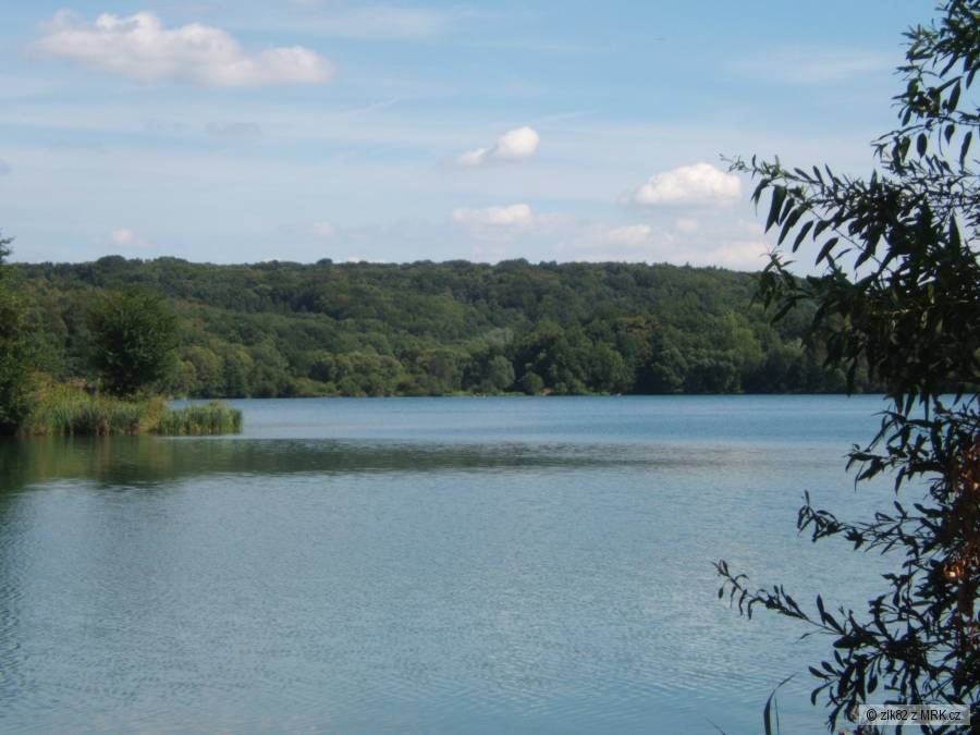 jezero moravičany
