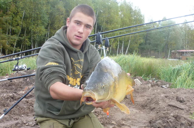 NOVÝ OSOBÁČEK :) 9KG