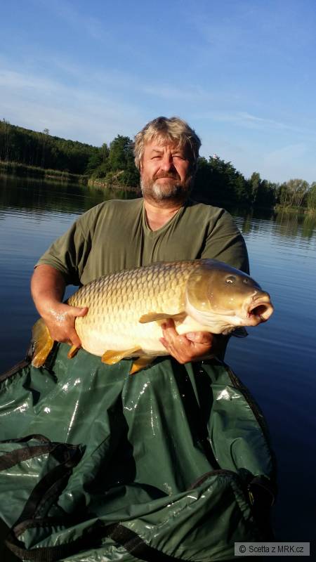 Jezero Nejedl�