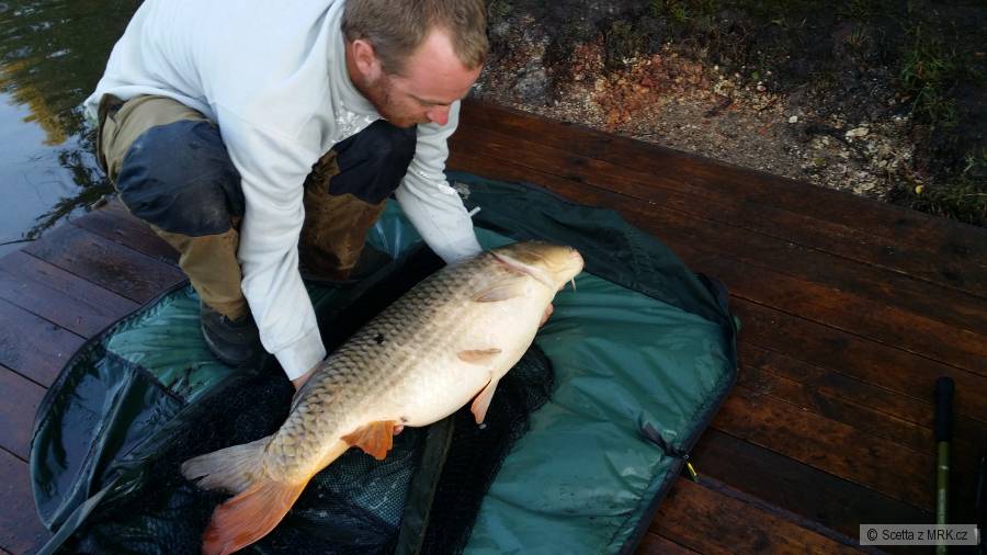Jezero Nejedlý