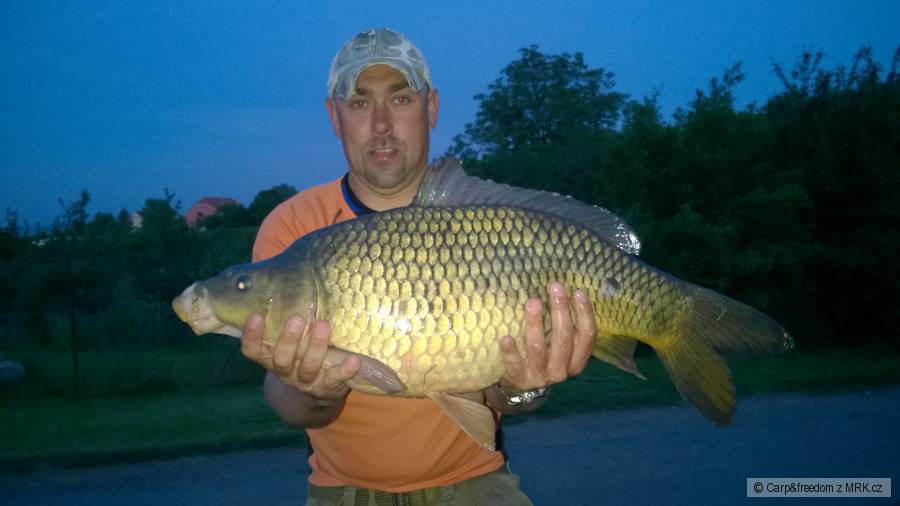 18.05.2015 svazova voda,kapr 70 cm,9 kg.