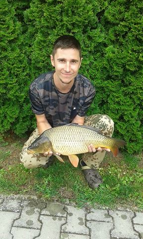 Kapr 63 cm 