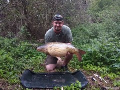 Kliknutím fotografii zvětšíte Řeka, 13 KG 80 CM