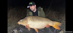 Kliknutím fotografii zvětšíte Krásný březnový kapr 22kg