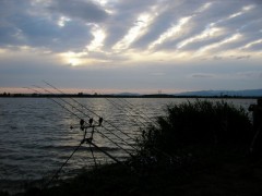 Kliknutím fotografii zvětšíte Súmrak nad Adacsom.