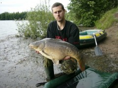 77cm,10.5kg