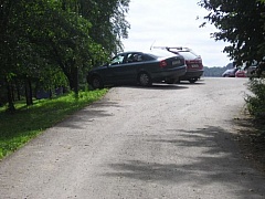 Kliknutím fotografii zvětšíte takhle se parkuje octavká