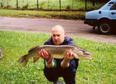 Kliknutím fotografii zvětšíte 92cm,přívlač