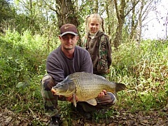 Kliknutím fotografii zvětšíte Tohle je moje holčina letos chytá druhým rokem,ale na dětskejch gulášovkách už boduje