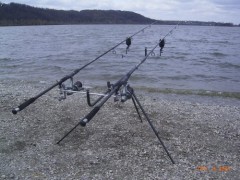 Kliknutím fotografii zvětšíte můj tripod s nádobíčkem