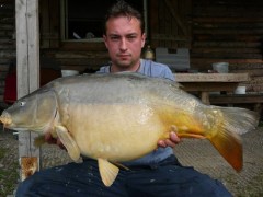 Kliknutím fotografii zvětšíte Kapr 82cm - 12,5 kg
