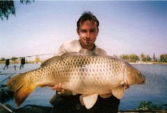 Kliknutím fotografii zvětšíte Kapr 90cm - 14,5 kg