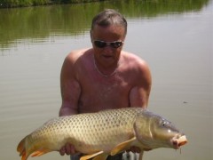 Kliknutím fotografii zvětšíte Kapr 95cm,13kg Mokřád