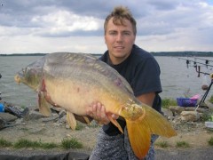 Kliknutím fotografii zvětšíte Kapr 14,3 kg