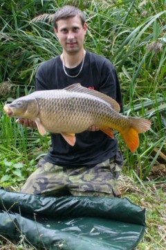 77cm 8,5kg