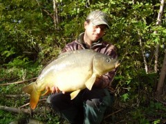 Kliknutím fotografii zvětšíte Poslední kapr který nám zajistil 2.místo, lysec 8.5kg
