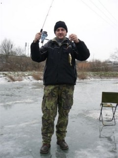 Kliknutím fotografii zvětšíte Nedaleko Brna 12.1.2008