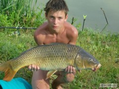 Kliknutím fotografii zvětšíte kapr 88 cm