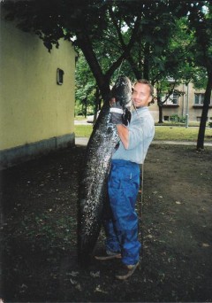 Kliknutím fotografii zvětšíte sumec 176 cm a vaha 35kg