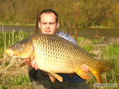 Kliknutím fotografii zvětšíte Berounka duben 2008