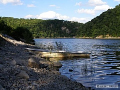 Kliknutím fotografii zvětšíte pomalý západ slunce nad vranovskou přehradou