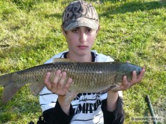 Kliknutím fotografii zvětšíte Amur 75cm