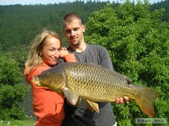 Kliknutím fotografii zvětšíte kapřík 76cm