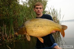 Kliknutím fotografii zvětšíte kapř cca 80cm