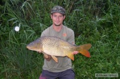 Kliknutím fotografii zvětšíte Kapr 70cm 6,5kg