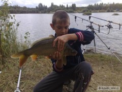 Kliknutím fotografii zvětšíte Kapřík 45cm