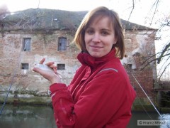 Kliknutím fotografii zvětšíte Honey s plotičkou - únor, U mlýna