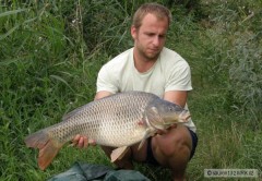 Kliknutím fotografii zvětšíte 82cm 9,5kg.Chudák vypil skoro celej Septocarp :(.