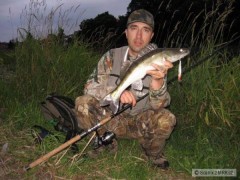 Cand�t cca 50cm na Shad Rap 7cm SSH