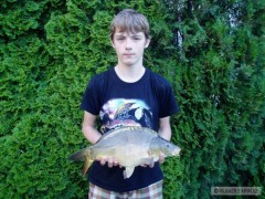 Kliknutím fotografii zvětšíte 1 letošní kapr- 48 cm, 2,65 kg