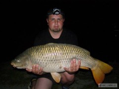 Kliknutím fotografii zvětšíte 90 cm a 13 kg
