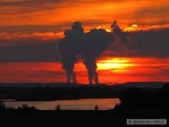 kr�snej z�pad nad Mu�ovem, a� �ije ekologie (v pozad� Dukovany)